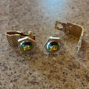 Vintage Gold Tone Mesh‎ Cufflinks Iridescent Green Yellow Center Piece